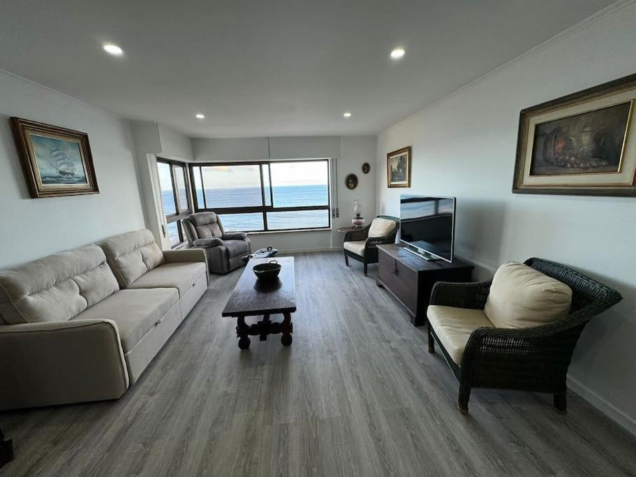 Beachfront Amazing Location - 19Th Hole Πόντα Ντελγκάντα Εξωτερικό φωτογραφία